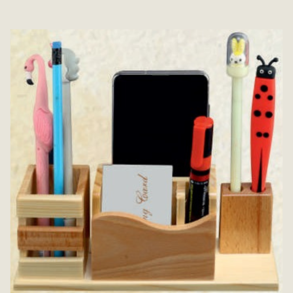 Natural Wooden Pen Stand