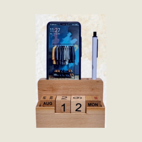 Natural Wooden Pen Stand