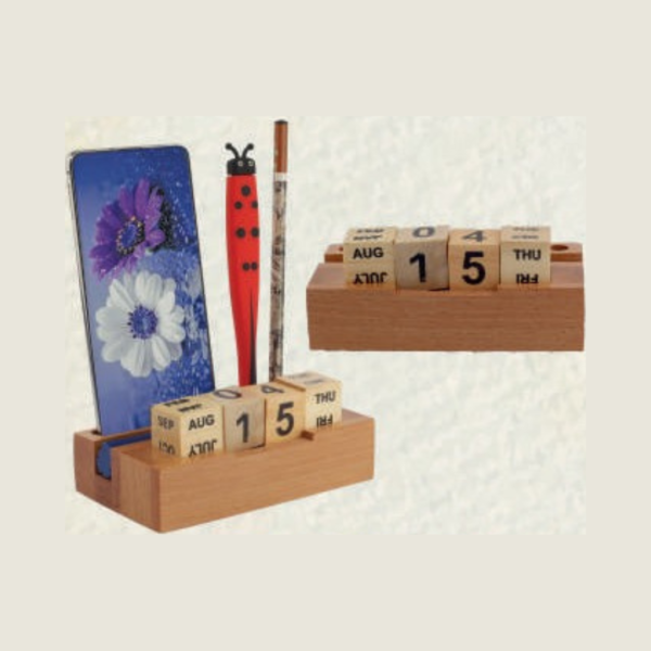 Natural Wooden Pen Stand